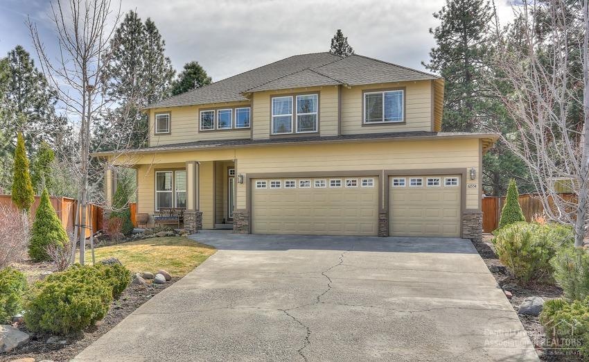 61554 Tall Tree Ct, Bend, OR 97702 - photo 1