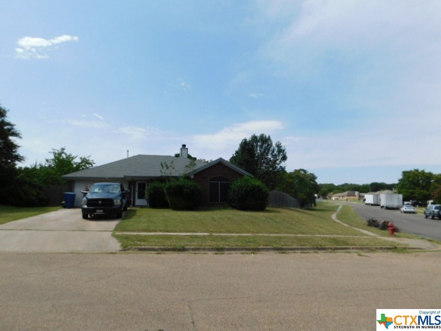 902 Saratoga Ln, Copperas Cove, TX 76522 - photo 1