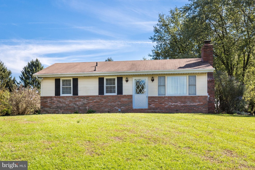 7001 Carmae Rd, Sykesville, MD 21784 - photo 1