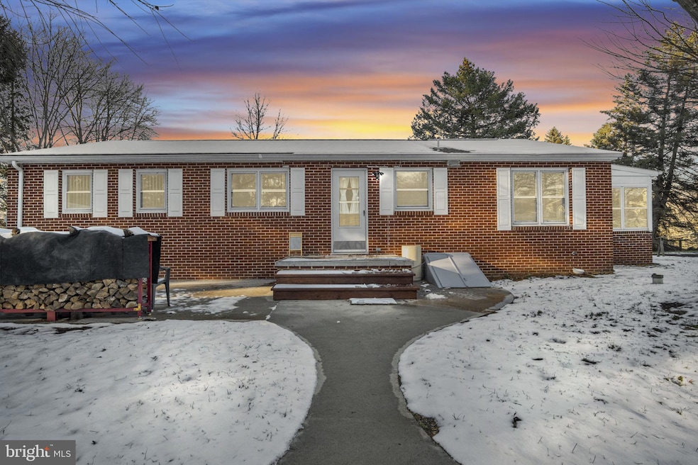 1158 Pine Rd, Carlisle, PA 17015 - photo 1