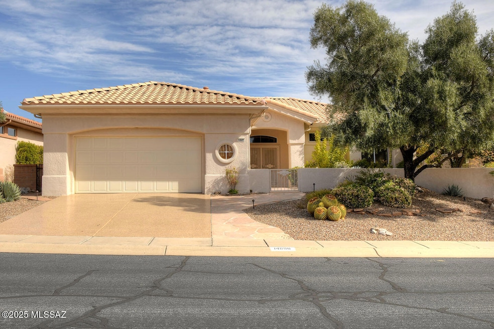 14686 N Lost Arrow Dr, Oro Valley, AZ 85755 - photo 1