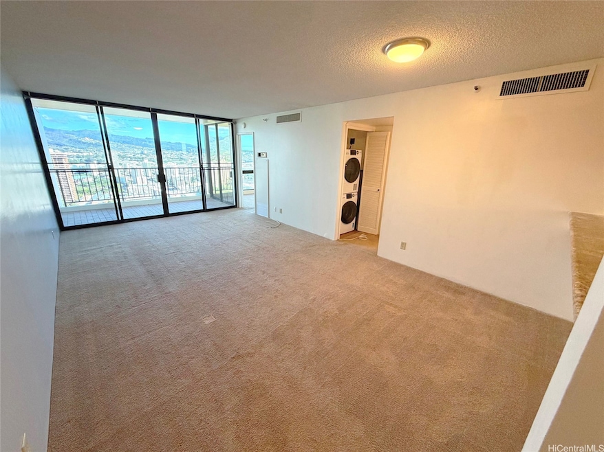 Franklin Towers unit 34A, Honolulu, HI 96818 - photo 1