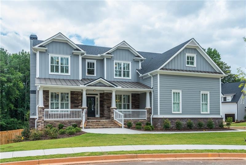 WELCOME HOME to this beautiful GLENBROOK II plan a