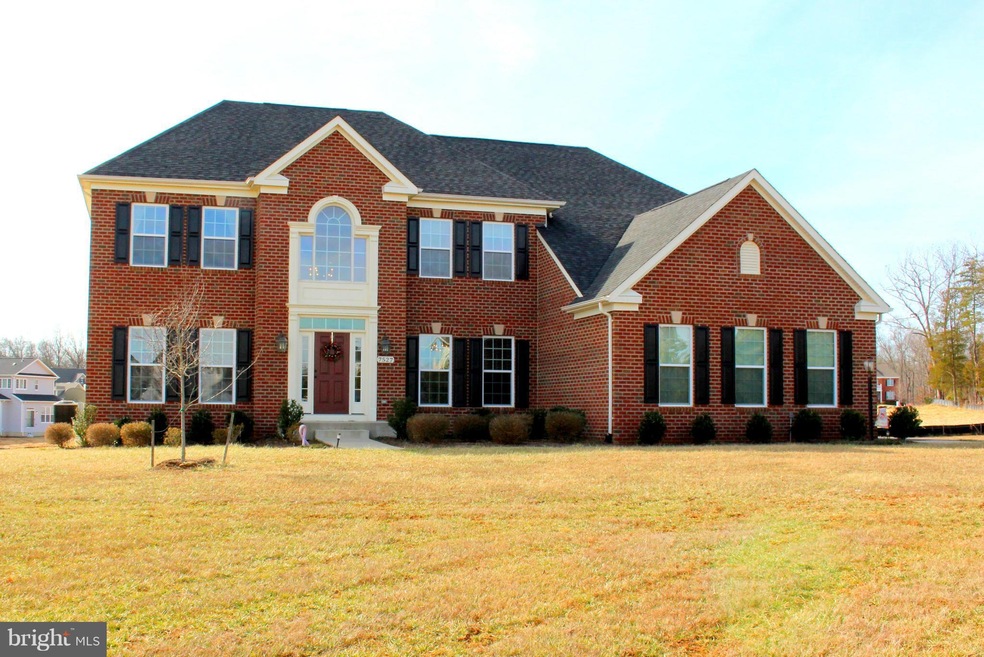 7527 Edington Dr, Warrenton, VA 20187 - photo 1