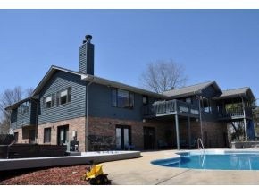 1300 Squibb Dr, Johnson City, TN 37601 - photo 1