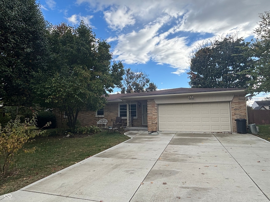 4232 Clifford Rd, Brownsburg, IN 46112 - photo 1