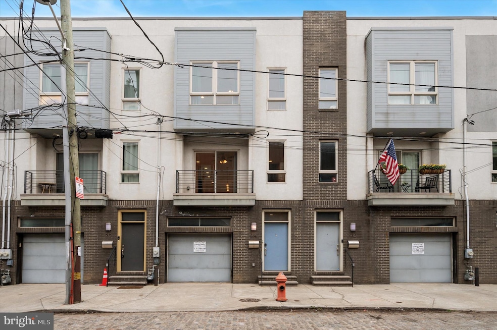 914 N Front St, Philadelphia, PA 19123 - photo 1
