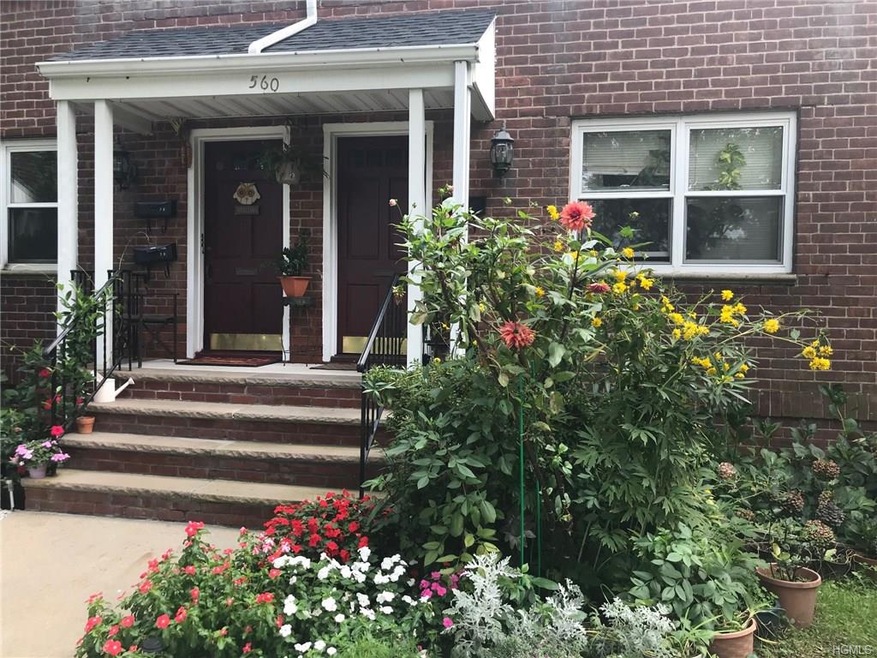 560 Tuckahoe Rd unit 7A, Yonkers, NY 10710 - photo 1