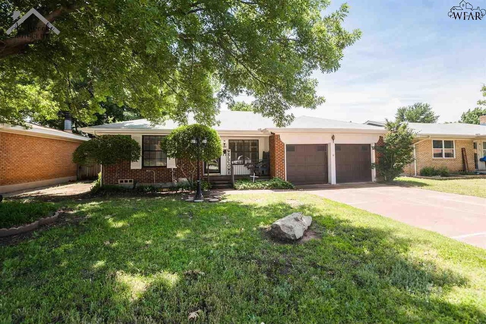 1609 Aldrich Ave, Wichita Falls, TX 76302 - photo 1