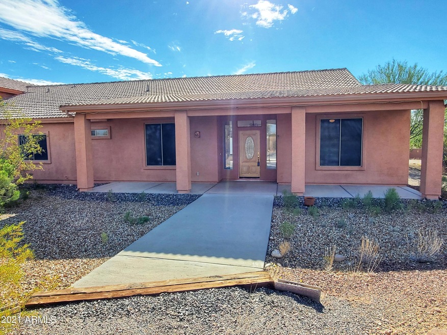35575 S Antelope Creek Rd, Wickenburg, AZ 85390 - photo 1