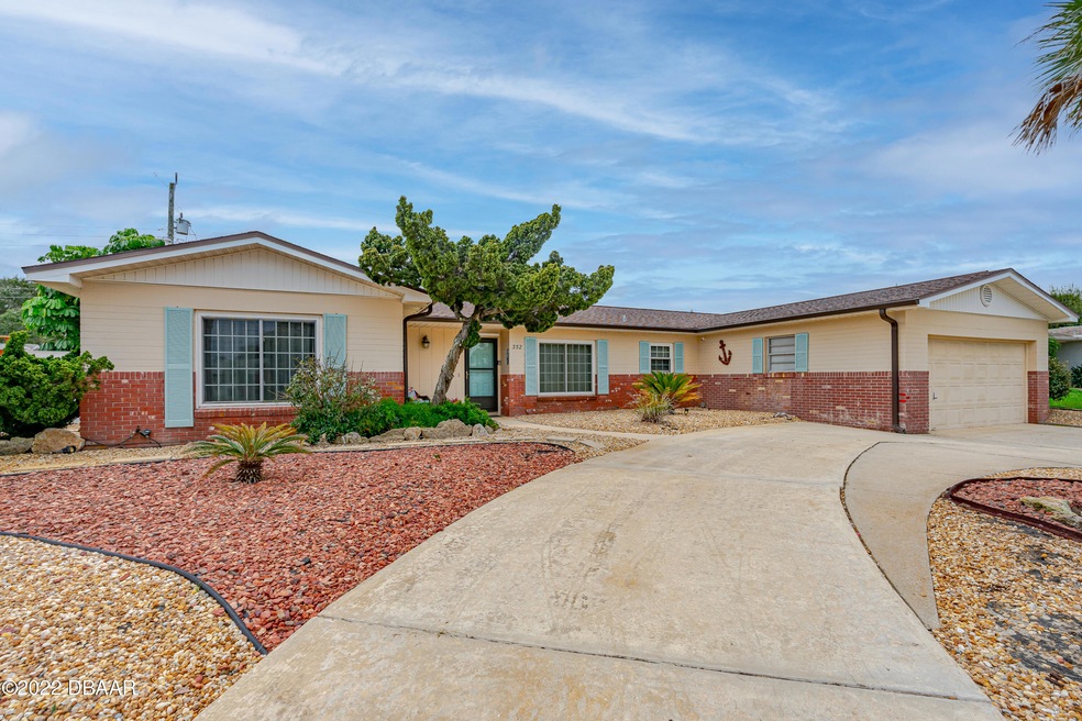 352 Fordham Dr, Daytona Beach, FL 32118 - photo 1
