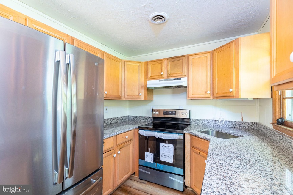 7502 Cypress Ave, Baltimore, MD 21224 - photo 1