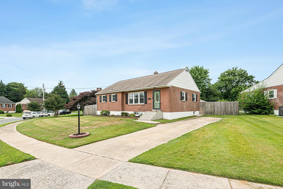 17 Glover Cir, Wilmington, DE 19804 - photo 1