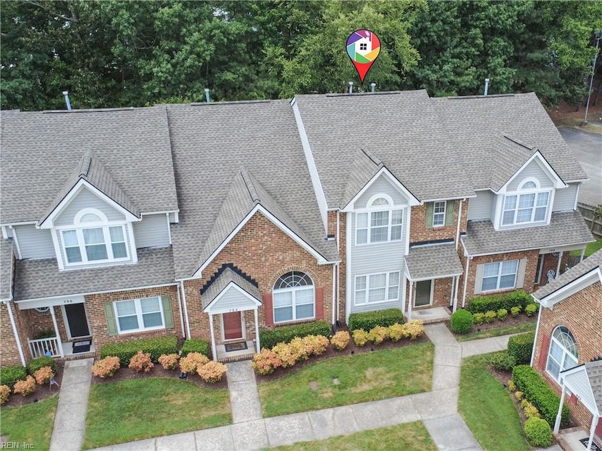 Welcome to 702 W Lake Circle!