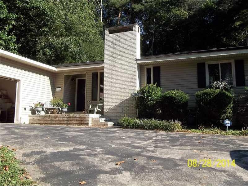 1776 Nottingham Dr, Gainesville, GA 30501 - photo 1