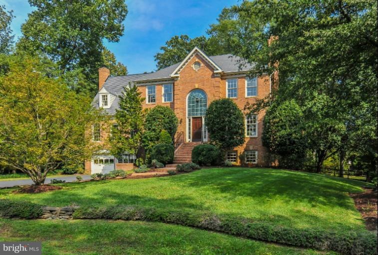 7733 Lee Ave, Alexandria, VA 22308 - photo 1