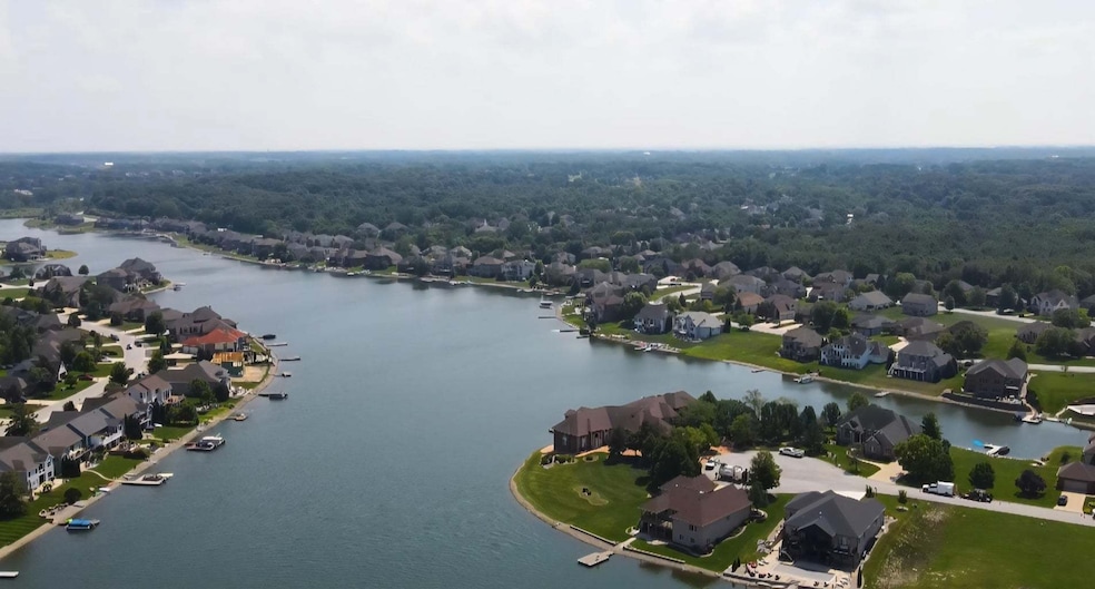 8703 Bridgewater Ct, Crown Point, IN 46307 - photo 1