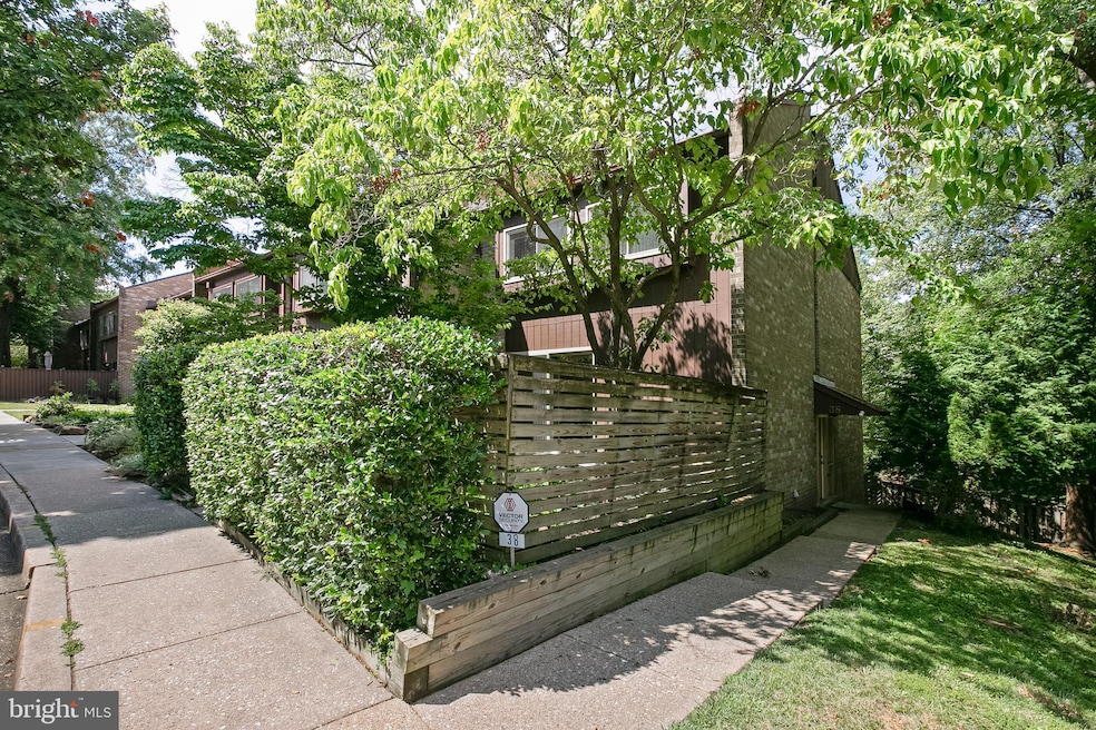 38 Penny Ln, Baltimore, MD 21209 - photo 1