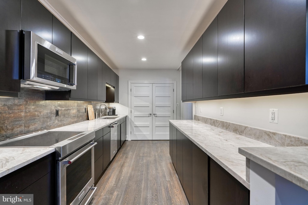 12 E Mount Vernon Place unit 2, Baltimore, MD 21202 - photo 1