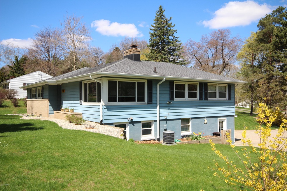 2908 Winchell Ave. (15013804)