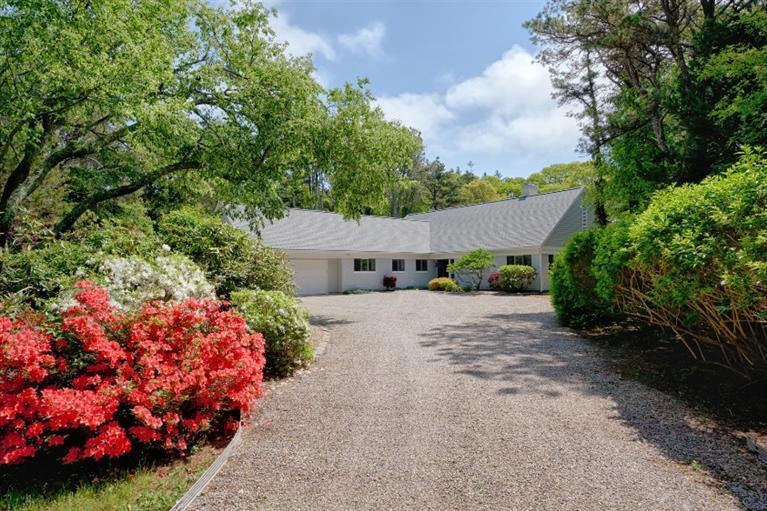 207 Coonamessett Cir, East Falmouth, MA 02536 - photo 1