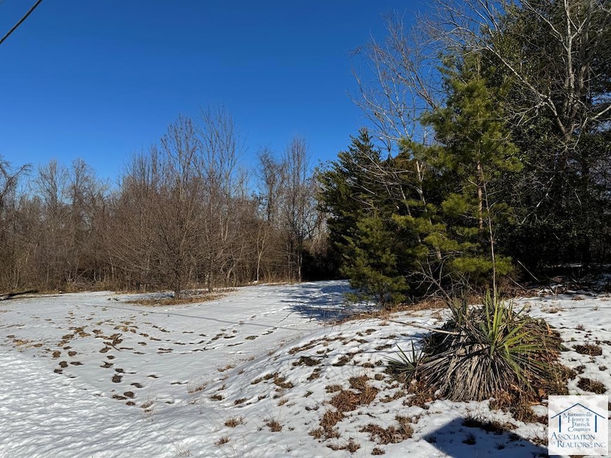 various Dillard St, Martinsville, VA 24112 - photo 1