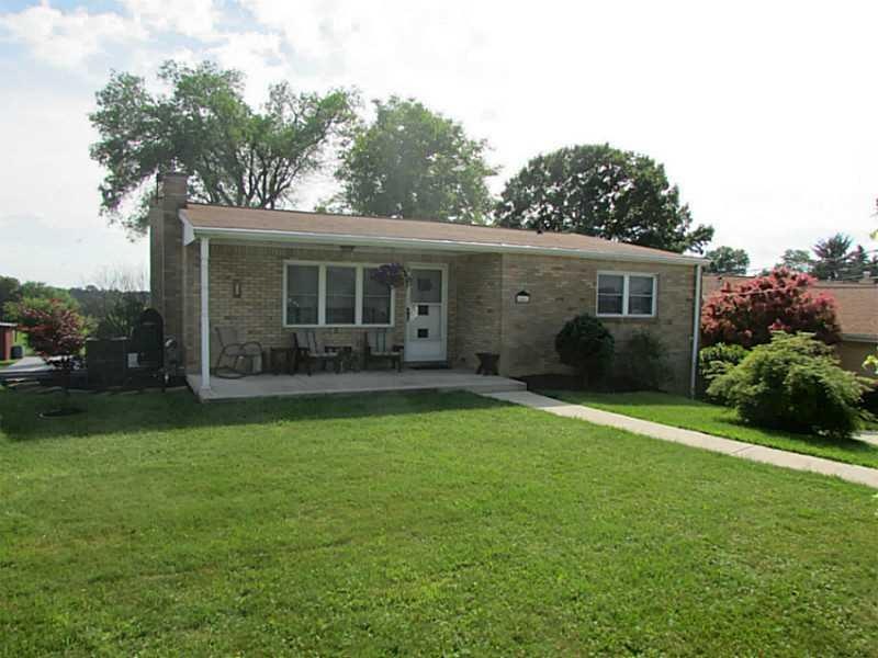 Exterior Front. Well Maintained Updated Ranch!