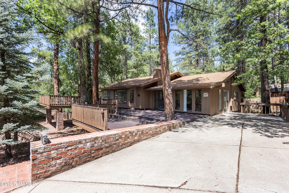 For Sale $614,999 • Co-Listing Agent