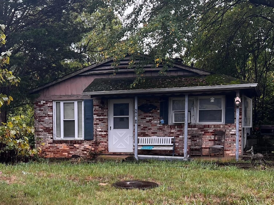 6069 Dews Rd, Hurt, VA 24563 - photo 1