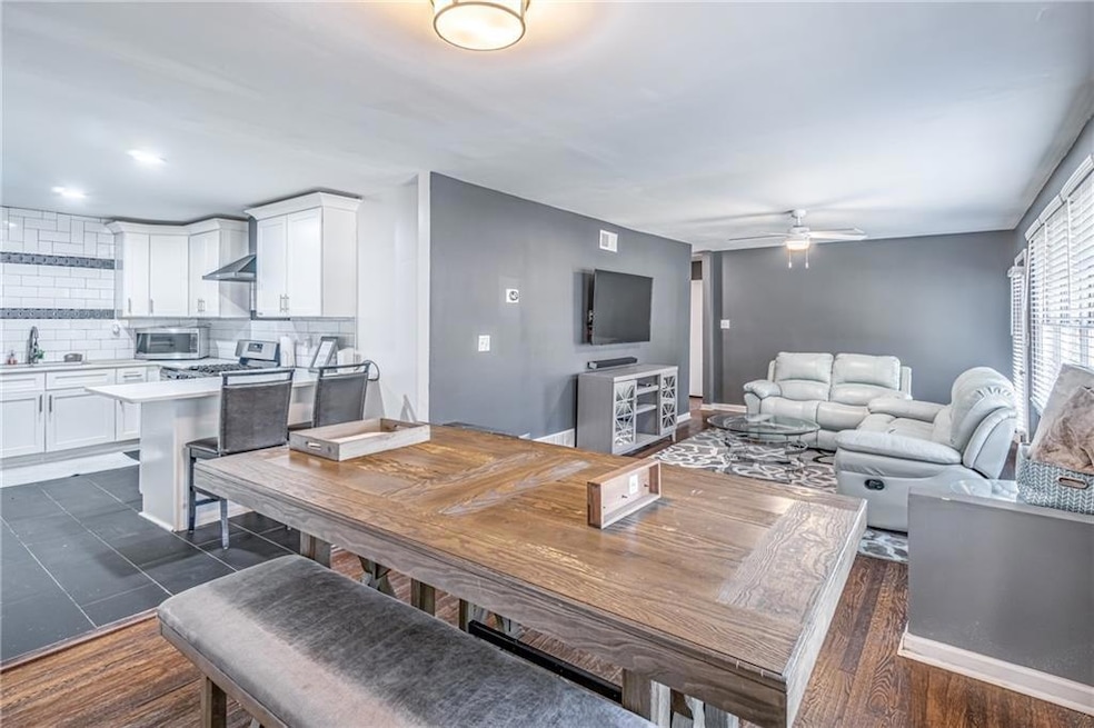 For Sale $249,900 • Co-Listing Agent