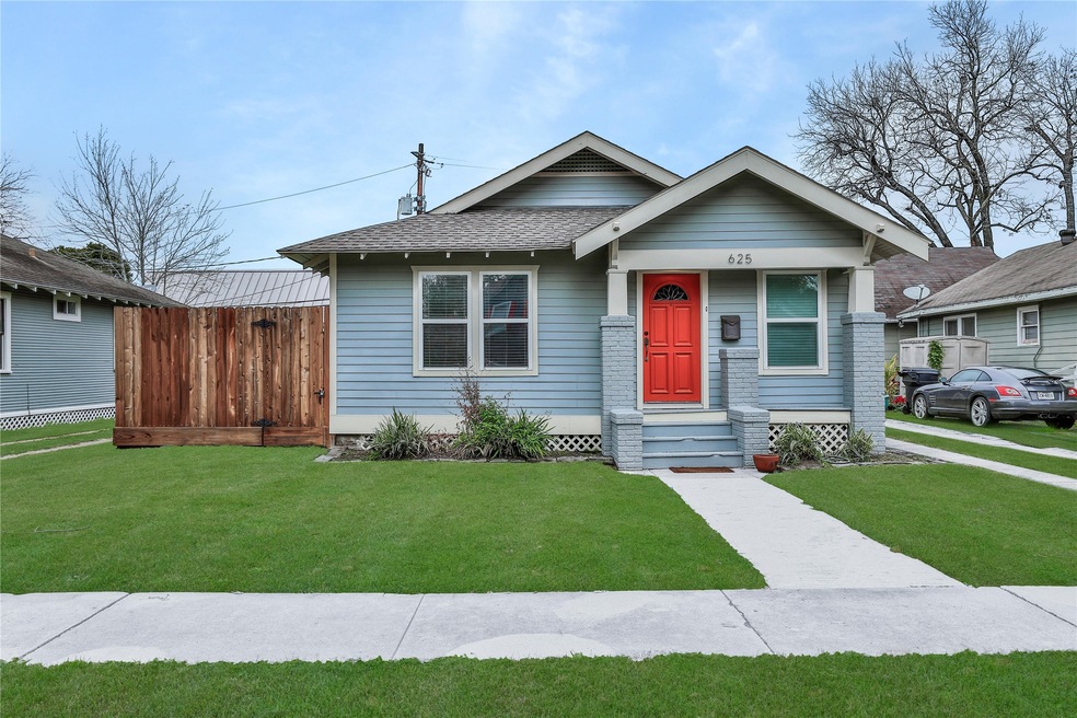 625 E 14th St, Houston, TX 77008 - photo 1