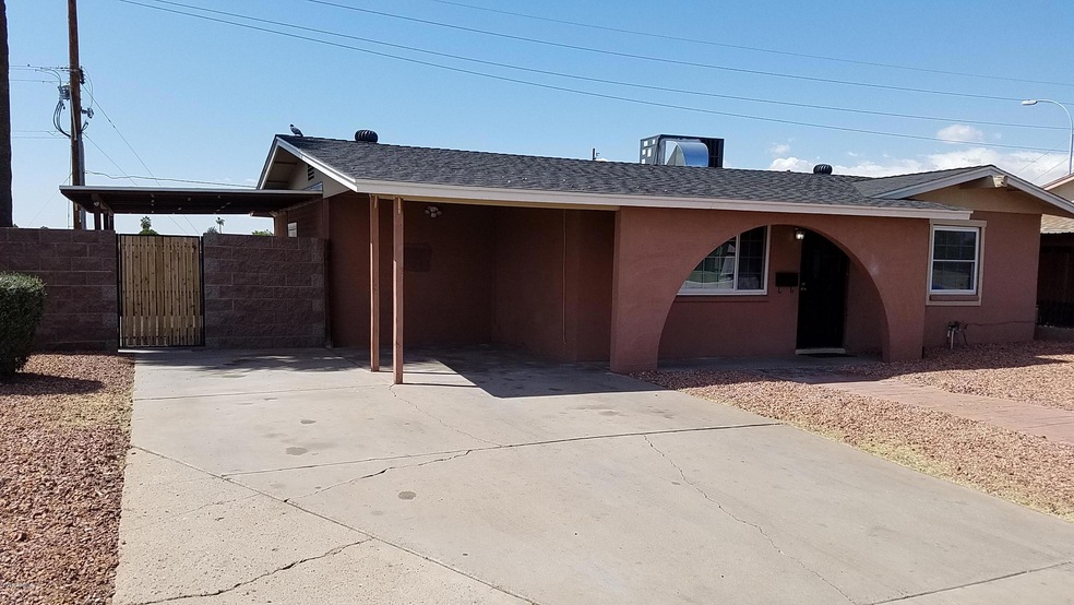 2524 N 58th Ln unit 3, Phoenix, AZ 85035 - photo 1