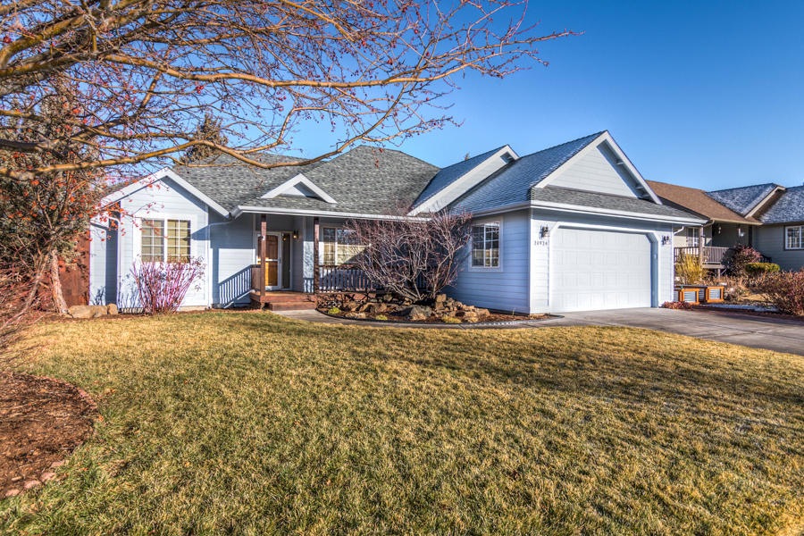 20924 Spinnaker St, Bend, OR 97701 - photo 1