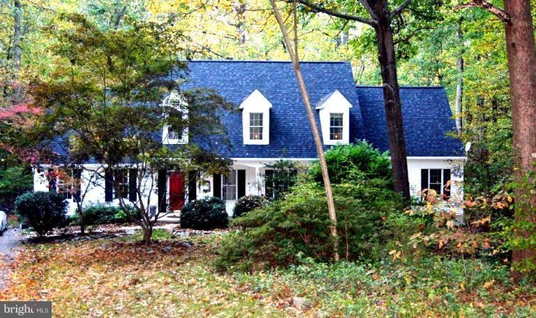 3780 Hollyberry Dr, Huntingtown, MD 20639 - photo 1