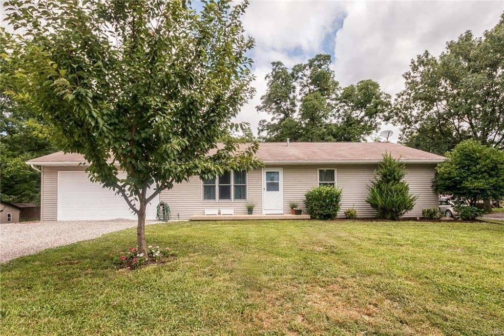 600 W Mill St, Freeburg, IL 62243 - photo 1