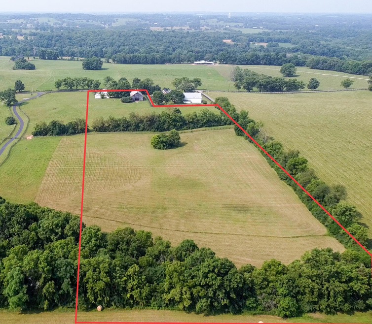 9080 Troy Pike, Versailles, KY 40383 - photo 1