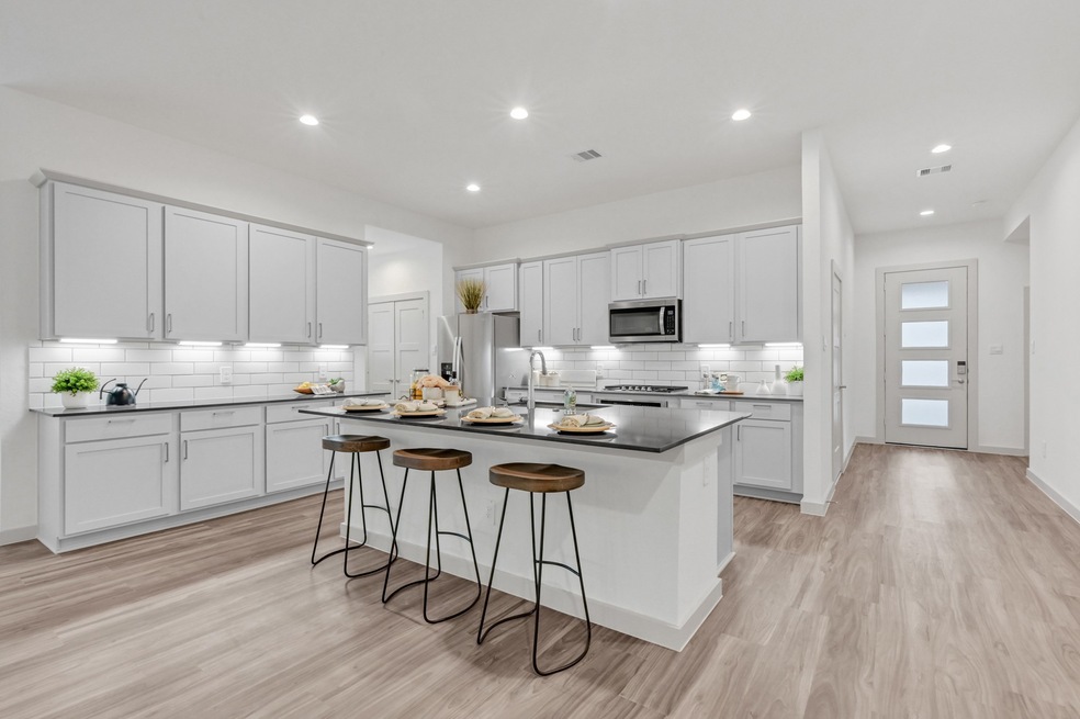 10312 Rainbow Cove Ln, Conroe, TX 77384 - photo 1