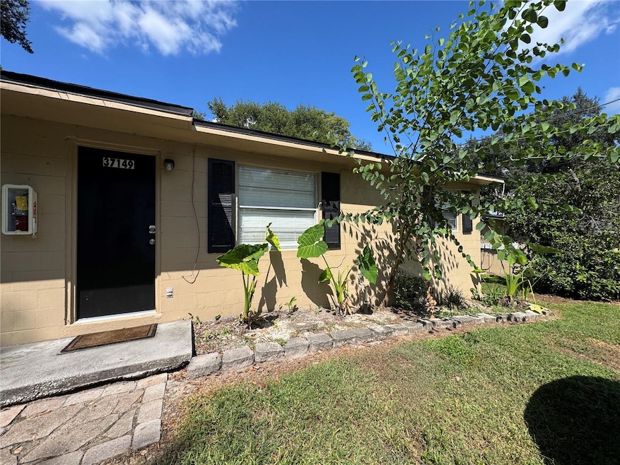 For Rent $1,200/month