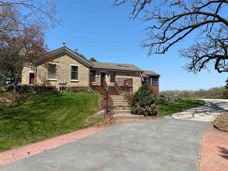 76 Hwy 14, Rutland, WI 53521 - photo 1