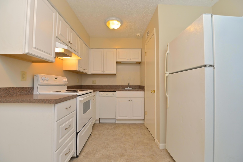 380 Forest St unit I, Columbus, OH 43206 - photo 1