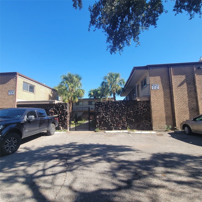 1530 Heights Blvd unit 5, Houston, TX 77008 - photo 1