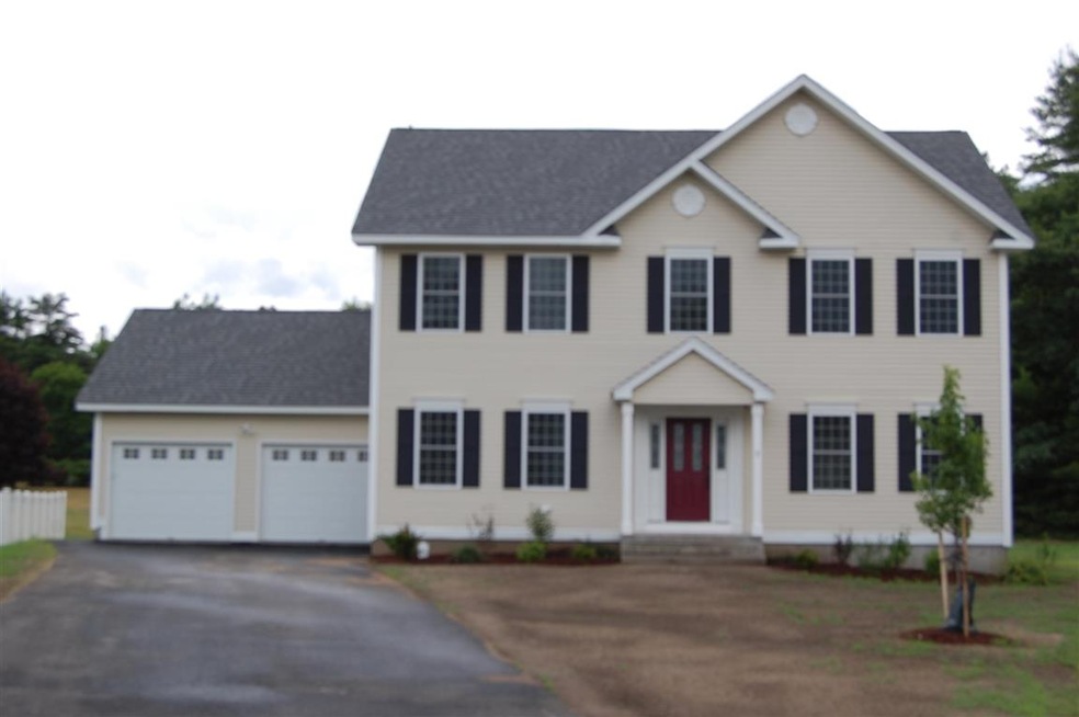 7 Harvest Ct unit 4, MerriMacK, NH 03054 - photo 1