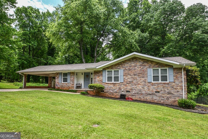 120 Chambers Ave, Cornelia, GA 30531 - photo 1