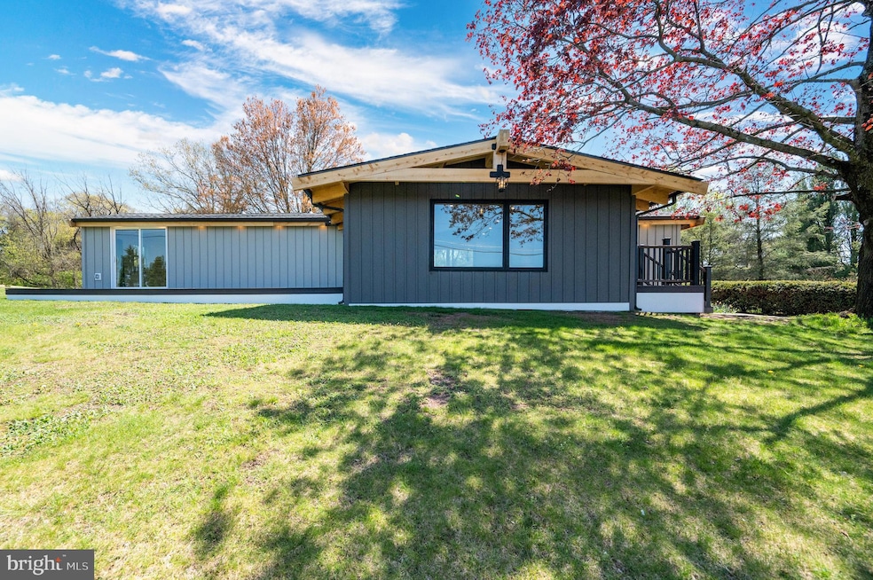 38 Fitterling Rd, Mohnton, PA 19540 - photo 1