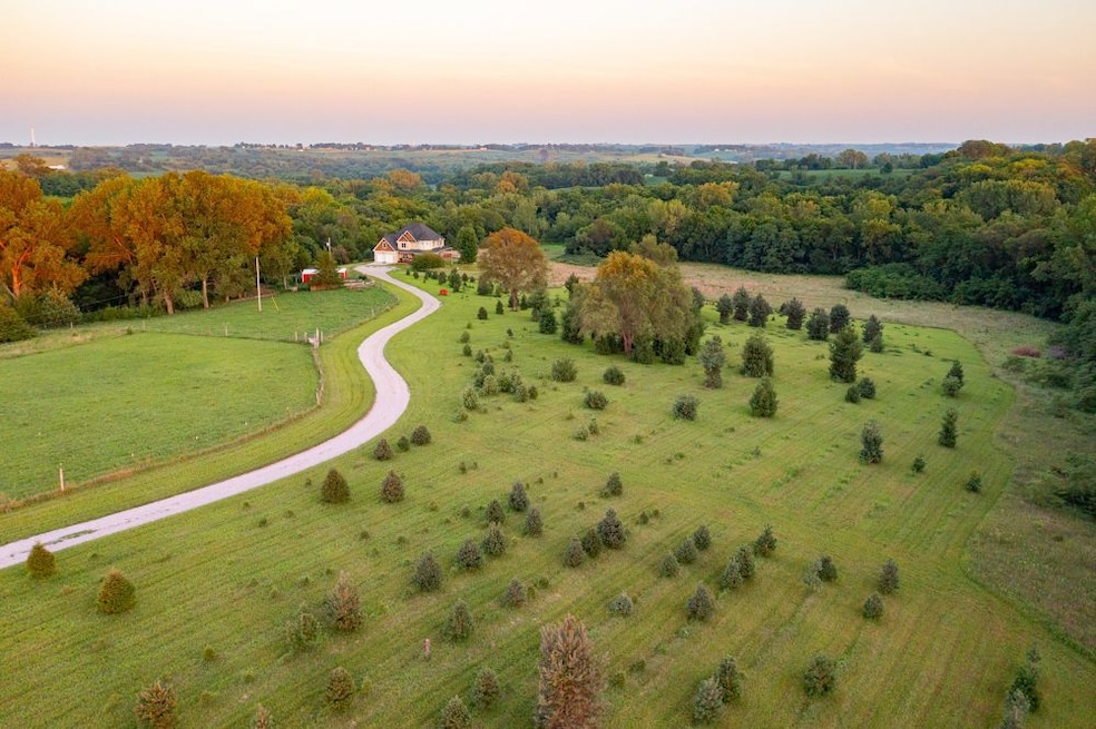 18026 200th St, Rock Port, MO 64482 - photo 1