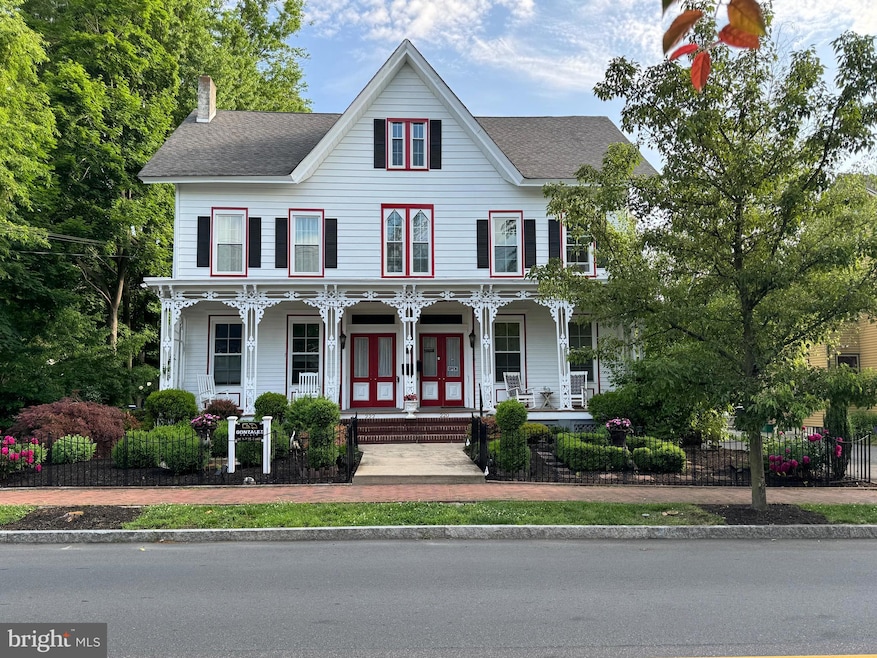 For Rent $2,200/month