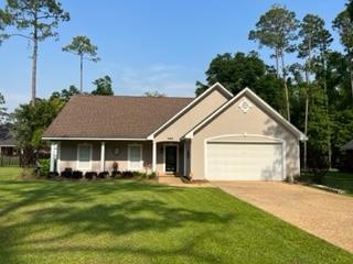1026 Boxwood Dr, Bainbridge, GA 39819 - photo 1