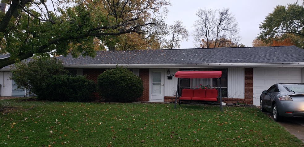 1952 Burch Ave