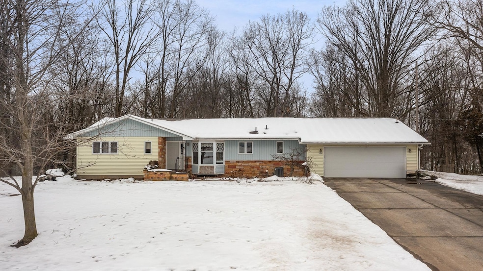 8247 E Chippewa Trail, Mount Pleasant, MI 48858 | MLS# 50132433