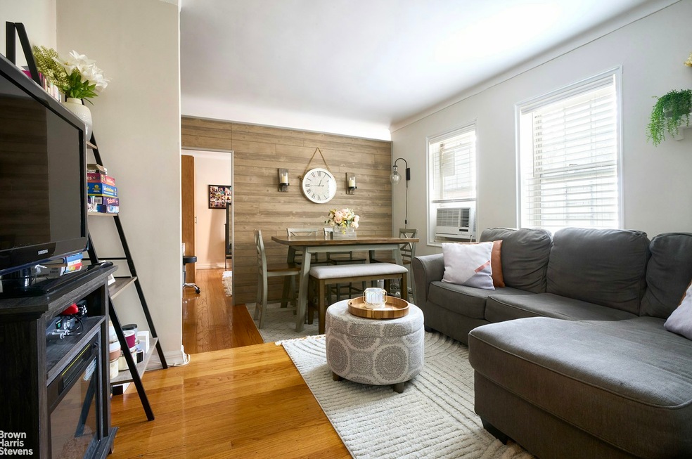 76-35 113th St unit 1F, Forest Hills, NY 11375 - photo 1